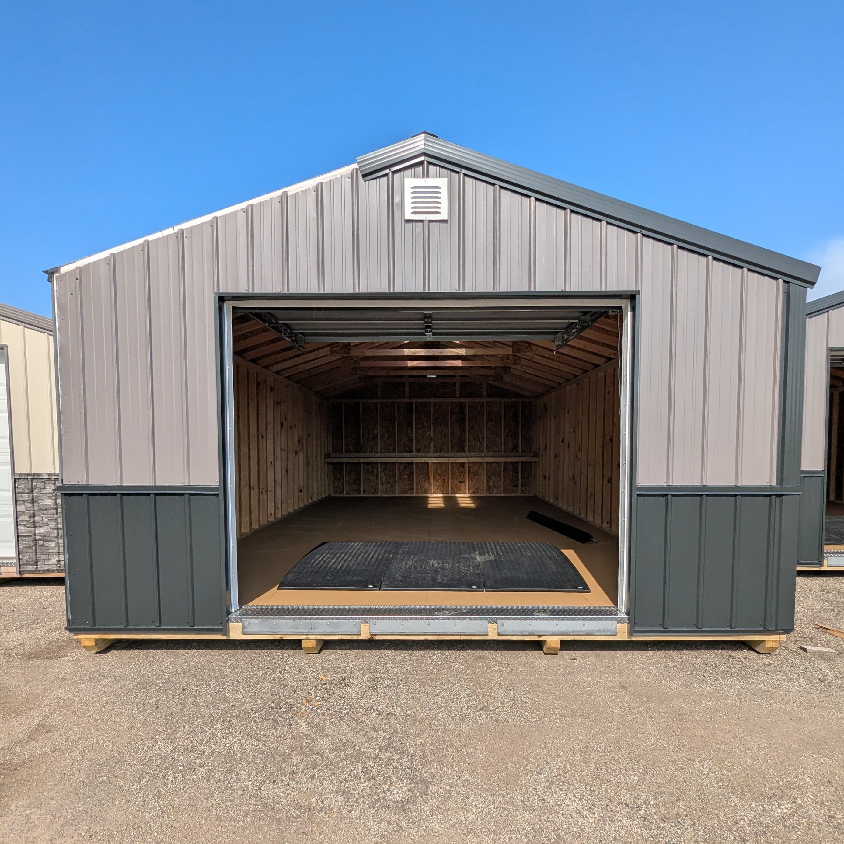 Standard Garage 16 x 32