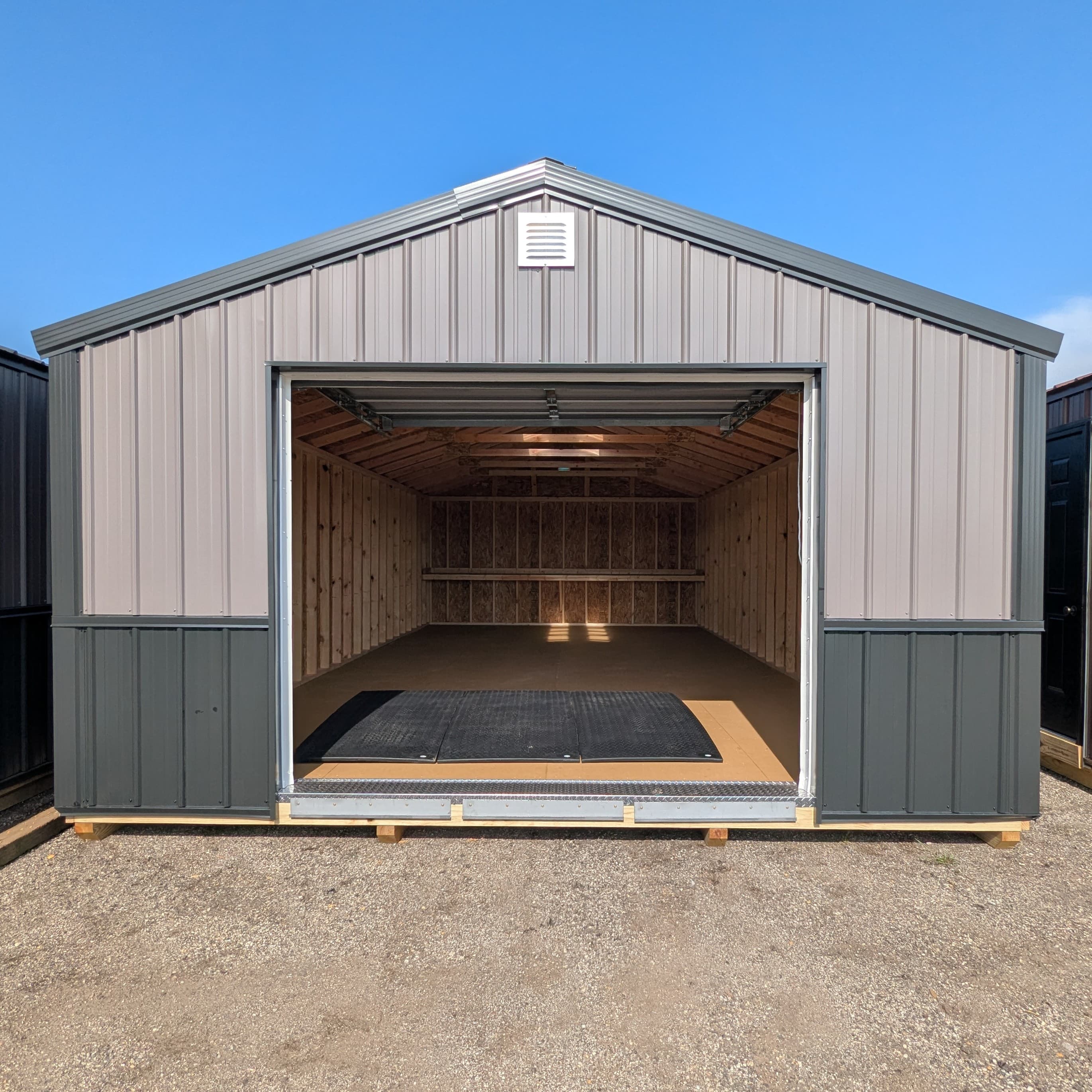 Standard Garage 16 x 32